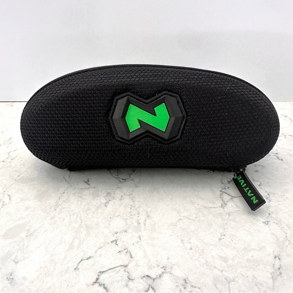 Native Sunglasses Full Rim Square Case Included - Picture 11 of 16